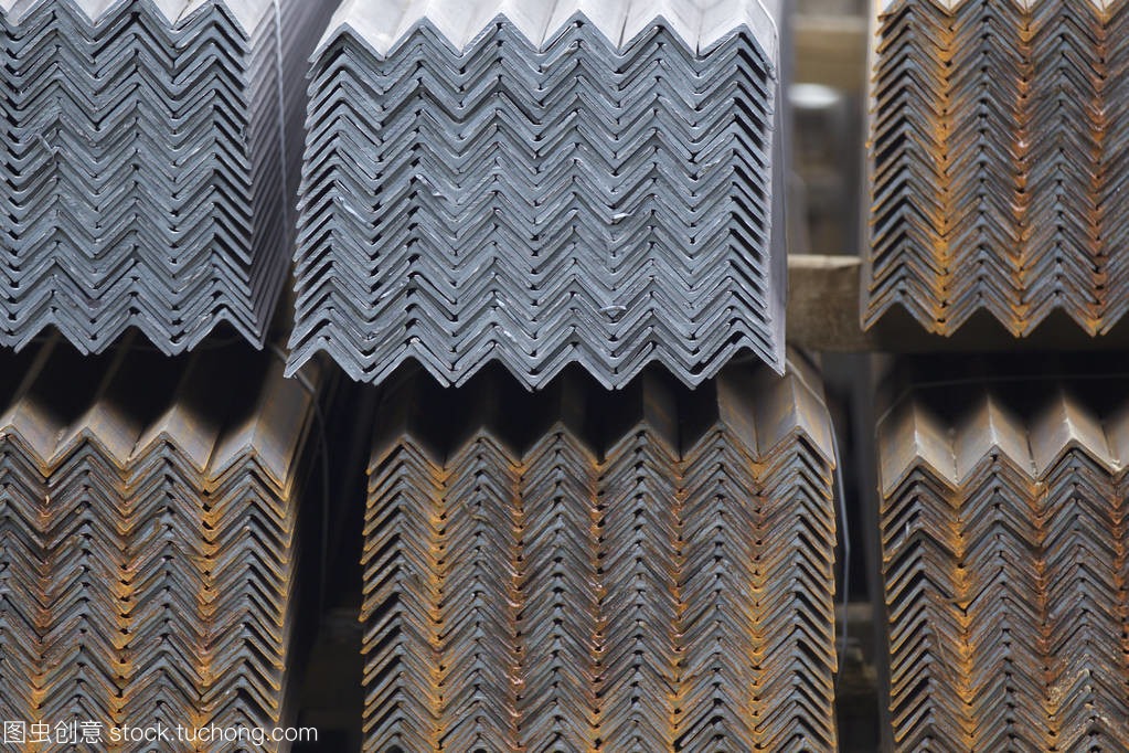 金屬材料齒形角倉(cāng)儲(chǔ)優(yōu)化策略 提升效率與保障質(zhì)量